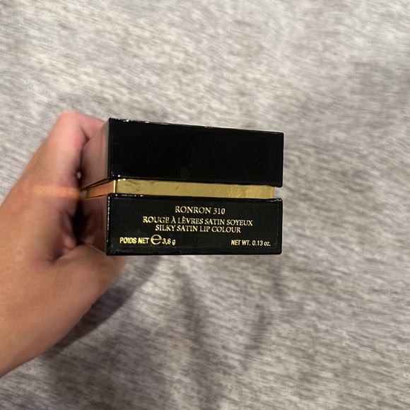 Christian Louboutin lipstick in the shade RonRon 310 - Picture 3 of 7